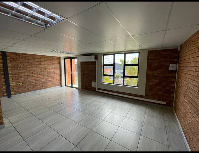 INDUSTRIAL PROPERTY TO RENT IN HENNOPSPARK